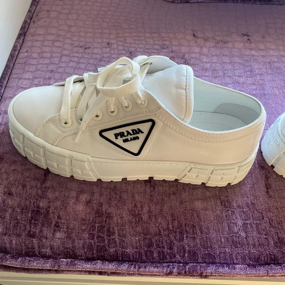 PRADA Double Wheel Re-Nylon gabardine sneakers - Picture 9 of 10